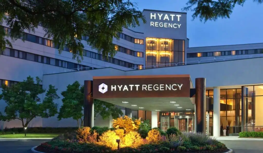 Hyatt supera en previsiones a Marriott y Hilton en informe de hotelería de Wells Fargo Hotelería