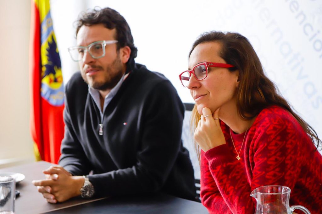 Alejandro Rivera, director del IPES; María Pilar López, secretaría de Desarrollo Económico