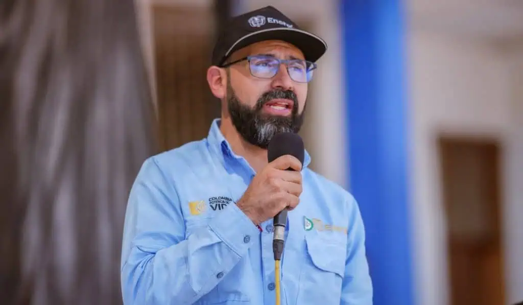 Ministro de Minas descarta apagón en Colombia, pero alerta por dependencia de fuentes hídricas Ministro de Minas y Energía de Colombia.