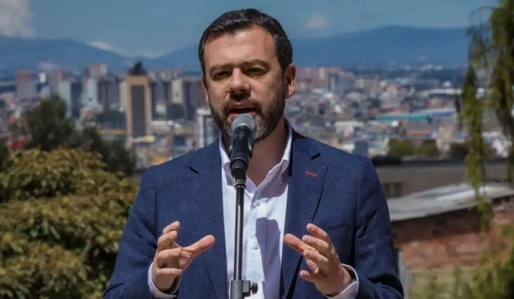 Línea 2 del metro de Bogotá se destrabaría en unas “semanas” y se adjudicaría este año Carlos Fernando Galán, alcalde de Bogotá, en rueda de prensa