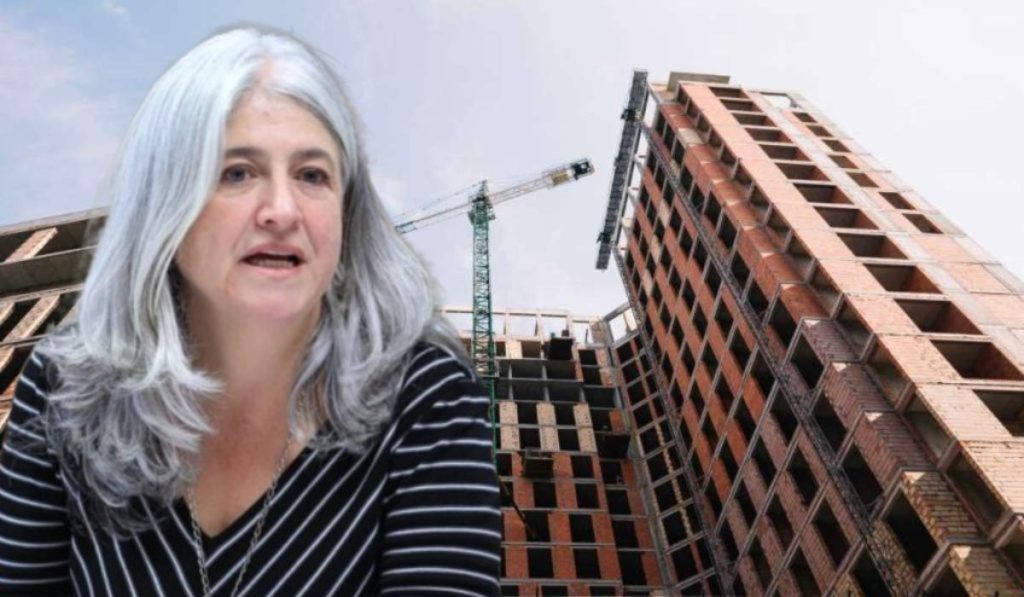 Catalina Velasco y vivienda
