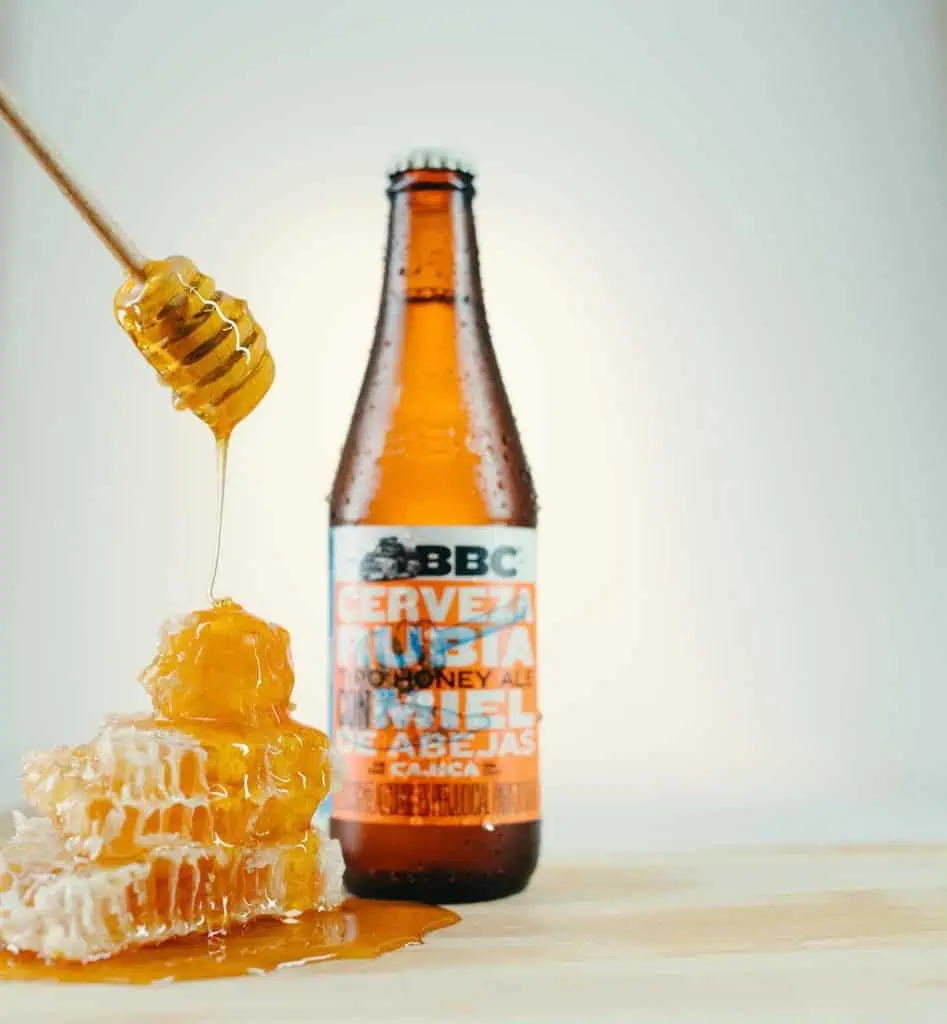 Cerveza Cajicá a base de miel de BBC cumple 15 años en Colombia Cerveza Cajicá