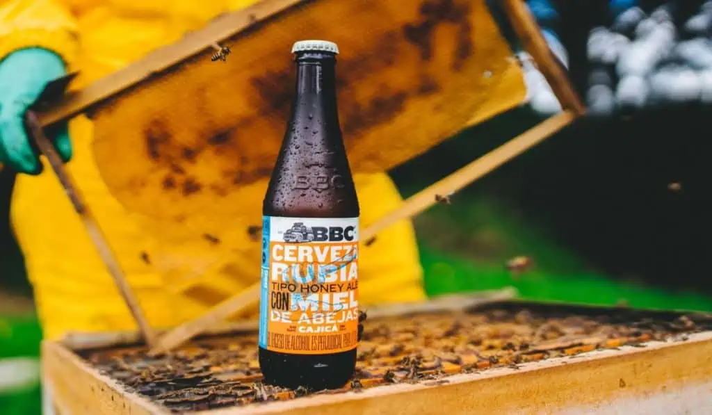 Cerveza Cajicá a base de miel de BBC cumple 15 años en Colombia Cerveza Cajicá