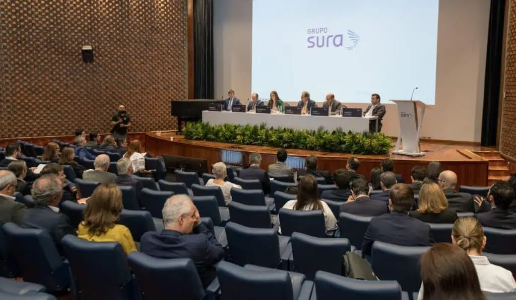 Esta es la plancha de Grupo Sura para la nueva Junta Directiva Asamblea Grupo Sura 11 de enero
