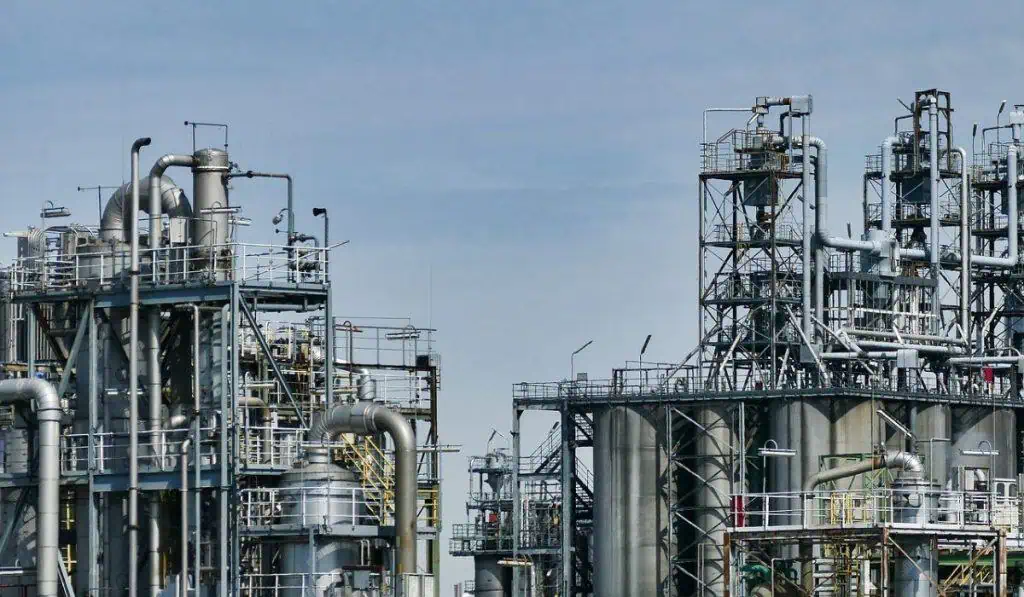 Premercado | Al cierre de la semana, precio del petróleo se acerca a su punto más alto de 2024 Importaciones colombianas