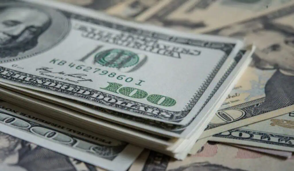 Dólar en Colombia abre a la baja ad-portas de último debate para ampliar cupo de endeudamiento Dólar en Colombia