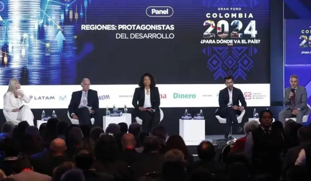 Gobernadores piden a Gobierno Petro fortalecer la seguridad y clarificar su papel en la Paz Total Gobernadores en foro de Semana 2024