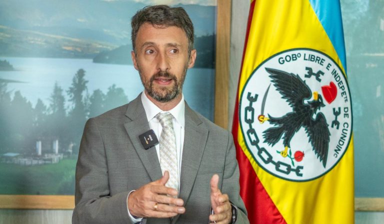 Luis Felipe Lota