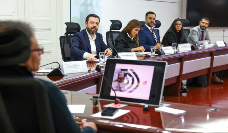 Galán en reunión con Petro. Foto: Presidencia.