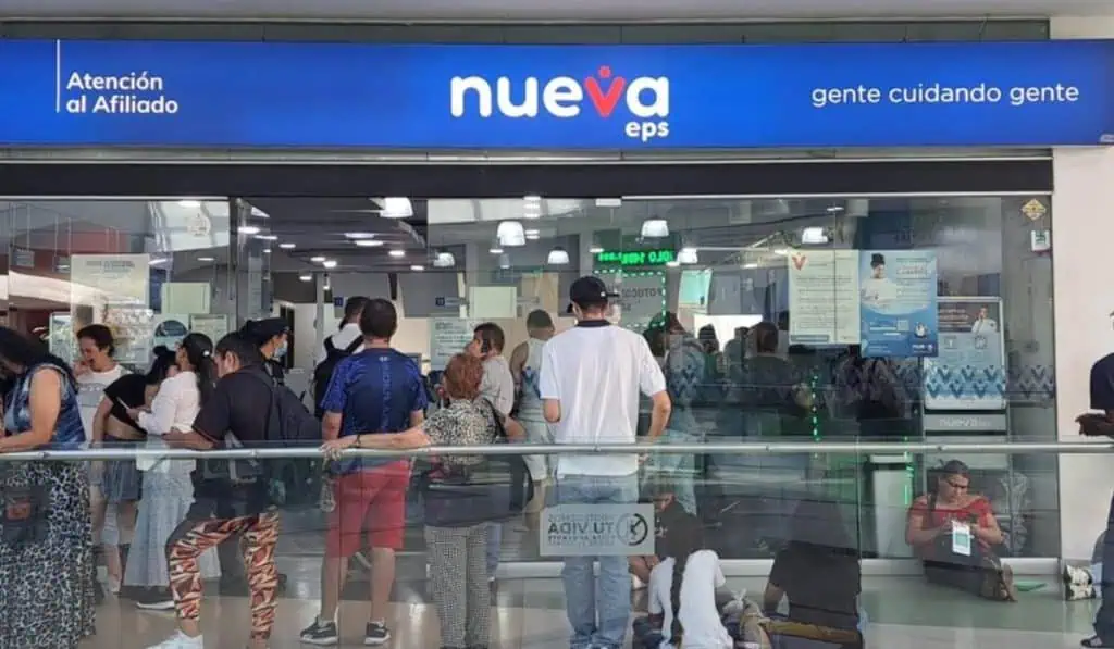Grandes empresarios prenden alarmas por impacto económico de la reforma a la salud del gobierno Petro EPS y la reforma a la salud del gobierno Petro