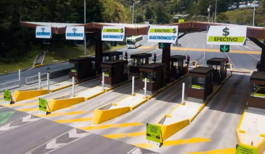 Así quedaron las tarifas de los principales peajes en Antioquia para 2024 Peaje Túnel de Oriente en vía Medellín - Rionegro