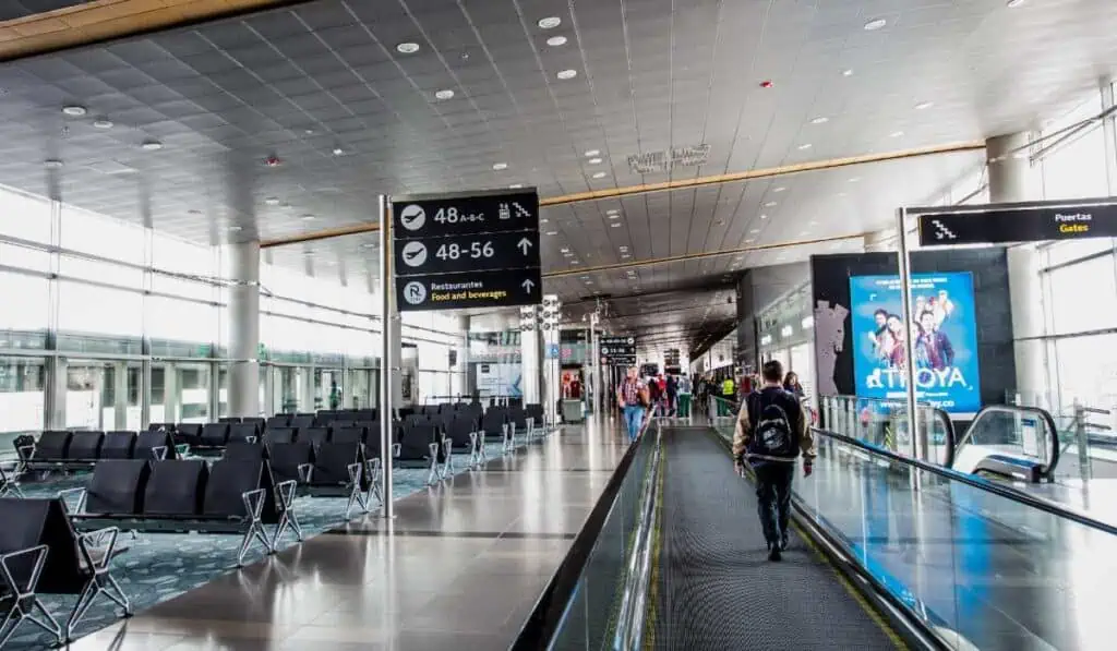 Transporte aéreo de pasajeros en Colombia sigue creciendo Aeropuerto El Dorado de Bogotá