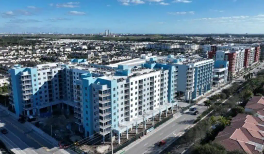 Colombianos invirtieron US$233 millones en el sector inmobiliario de Florida en 2024: así puede hacerlo Colombianos invirtieron US$233 millones en el sector inmobiliario de Florida en 2024: así puede hacerlo