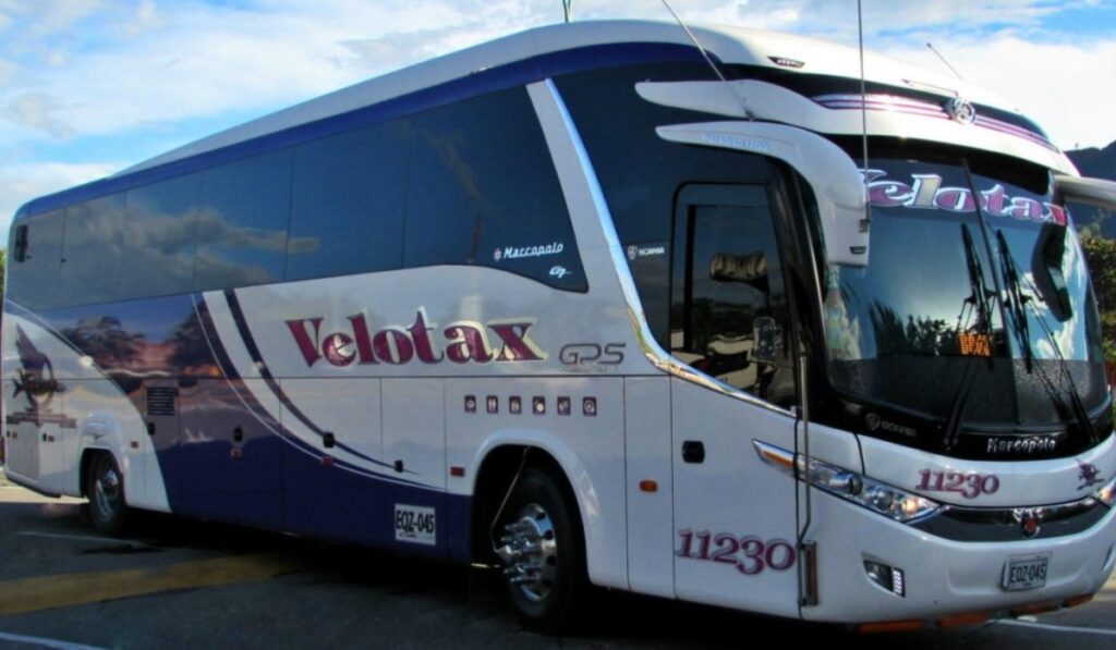 viajar por carretera en Colombia