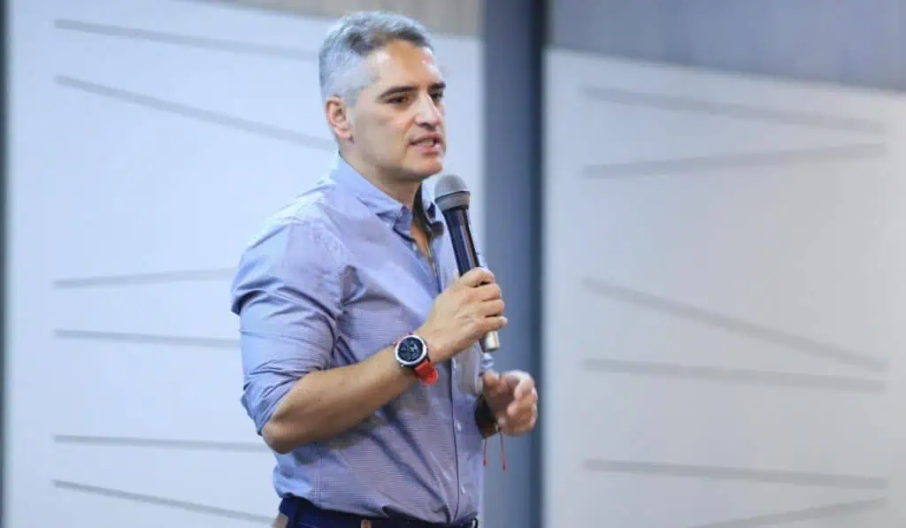 Gobernador de Antioquia alista decreto para darle piso jurídico a la “vaca” Andrés Rendón habla del impuesto de seguridad en Antioquia