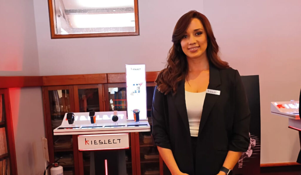 Lizeth Carrillo, country manager en Colombia de la marca china de relojes inteligentes Kieslect