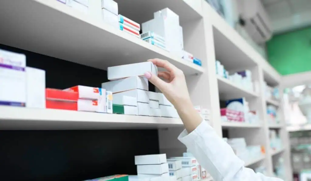 IVA a medicamentos en Colombia: Esto pasaría si se aprueba reforma a la salud del gobierno Petro IVA a medicamentos en Colombia