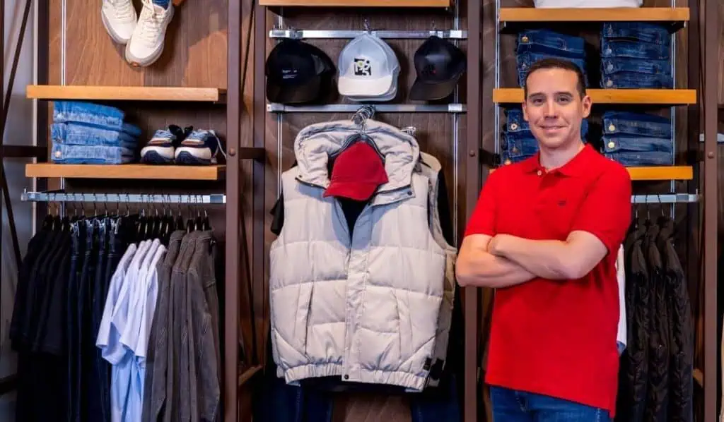 Quest, empresa caleña, llevará sus prendas al mercado internacional y abrirá nuevas tiendas en Colombia Francisco Chaux, gerente general de Quest.