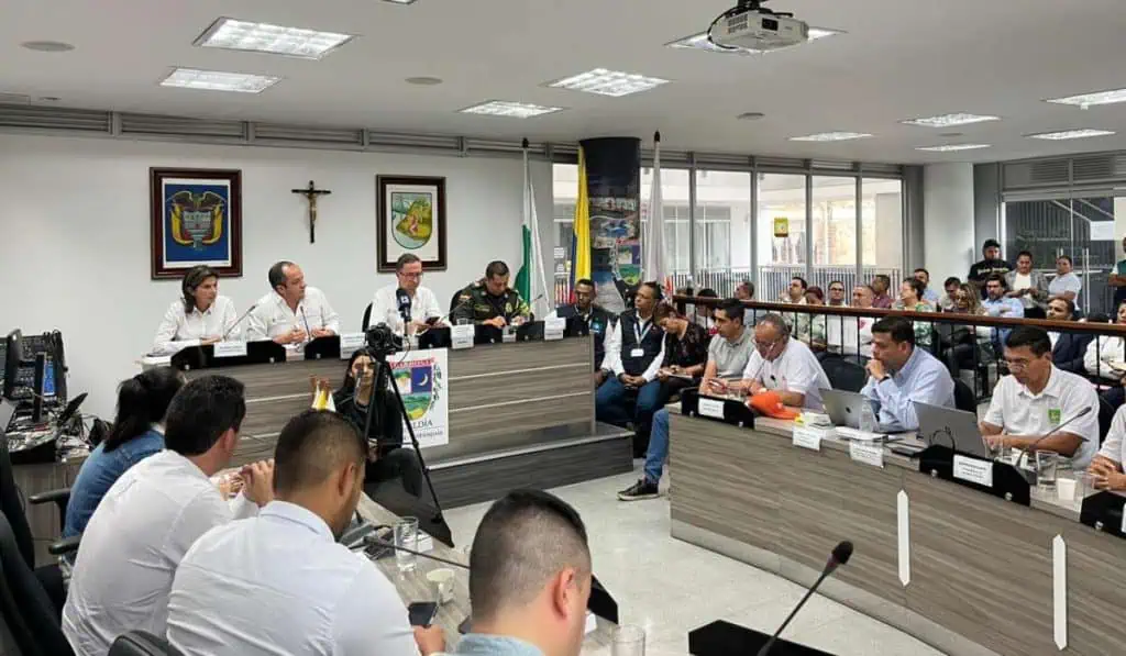 Gobierno Petro estudiará traslado de importante peaje a las afueras de Medellín Peaje Trapiche reunión para trasladarlo