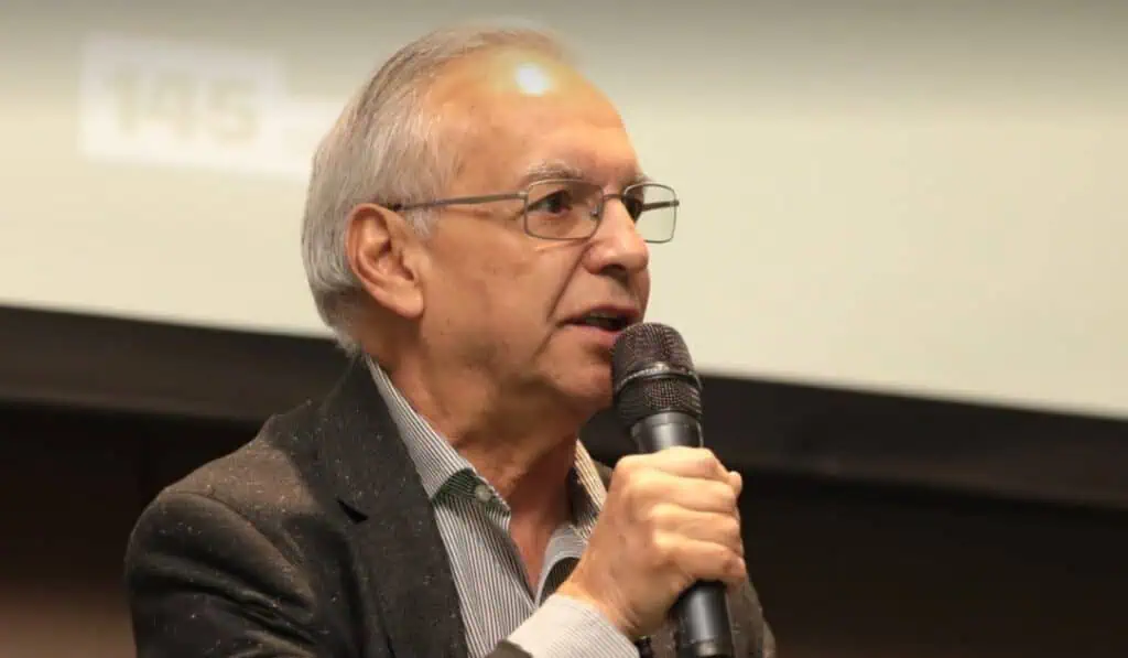 Petro reconoce situación fiscal “deficitaria” del Gobierno, pero culpa a otros Ricardo Bonilla, ministro de Hacienda de Colombia