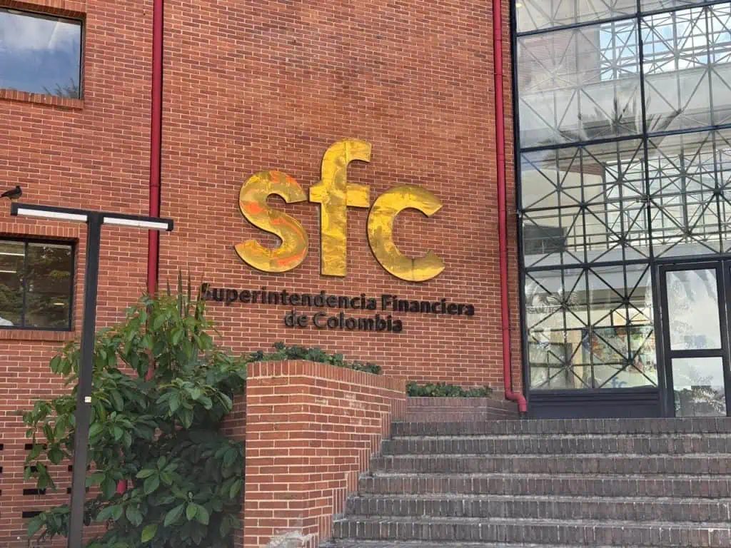 SuperFinanciera aprobó reglamento para nueva plataforma de crowdfunding en Colombia Superintendencia Financiera de Colombia