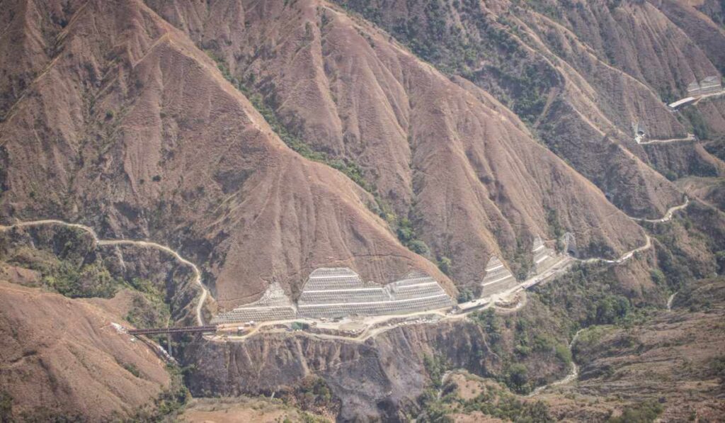 Túnel del Toyo en Antioquia