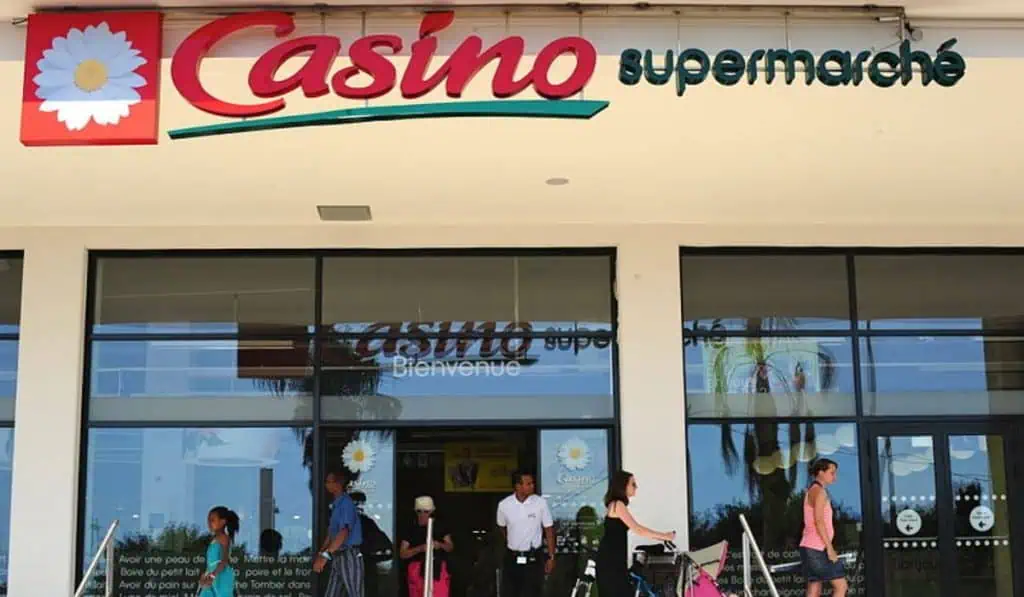 Carrefour se quedaría con 25 supermercados adicionales de Casino Grupo Casino