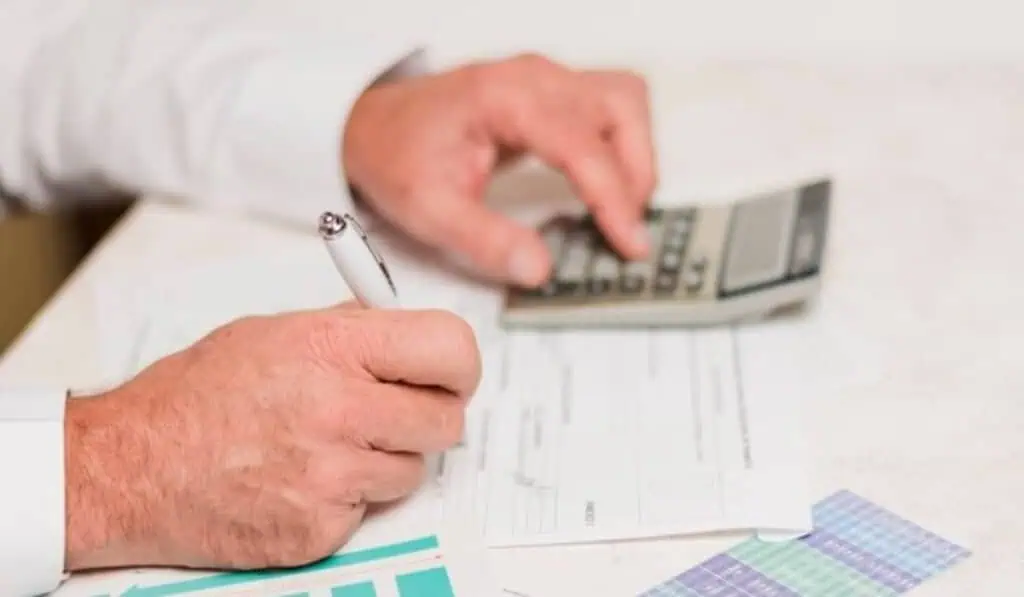 Propuesta de Bogotá para subir el ICA enfrenta a la Alcaldía con bancos, gremios y fintech Plazo máximo para pagar el sexto bimestre de ICA será el 21 de febrero en Bogotá