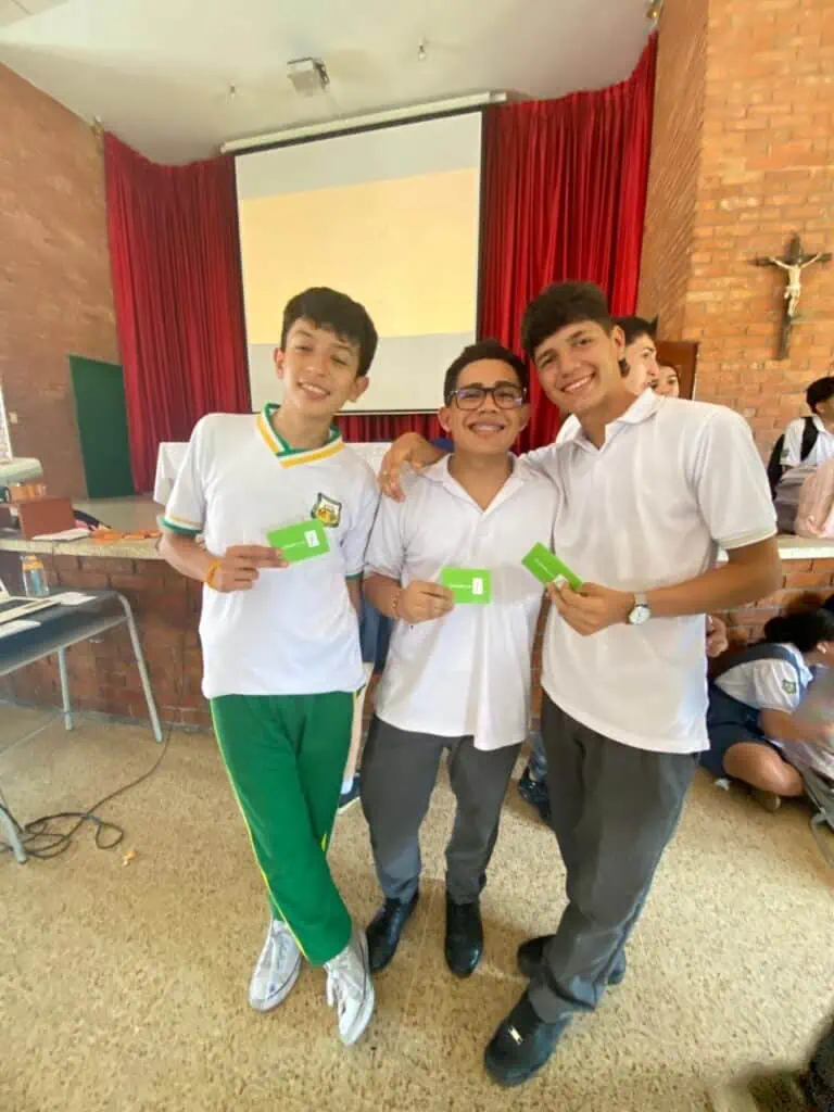 Más de 2.800 estudiantes aprenderán de finanzas durante la semana mundial del ahorro Jóvenes han aprendido sobre ahorro y otras prácticas para mejorar sus finanzas