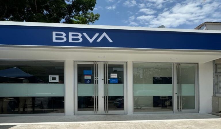 BBVA fachada Inírida.