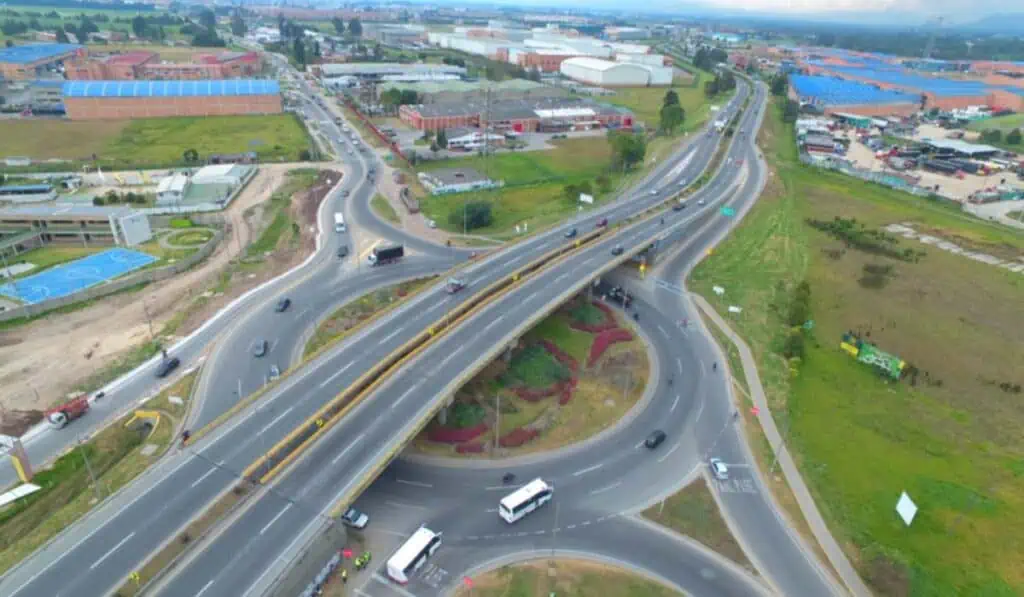 Se acaba millonaria concesión vial a las afueras de Bogotá: ¿qué sigue ahora? Concesiones CCFC de la vía Bogotá - Los Alpes