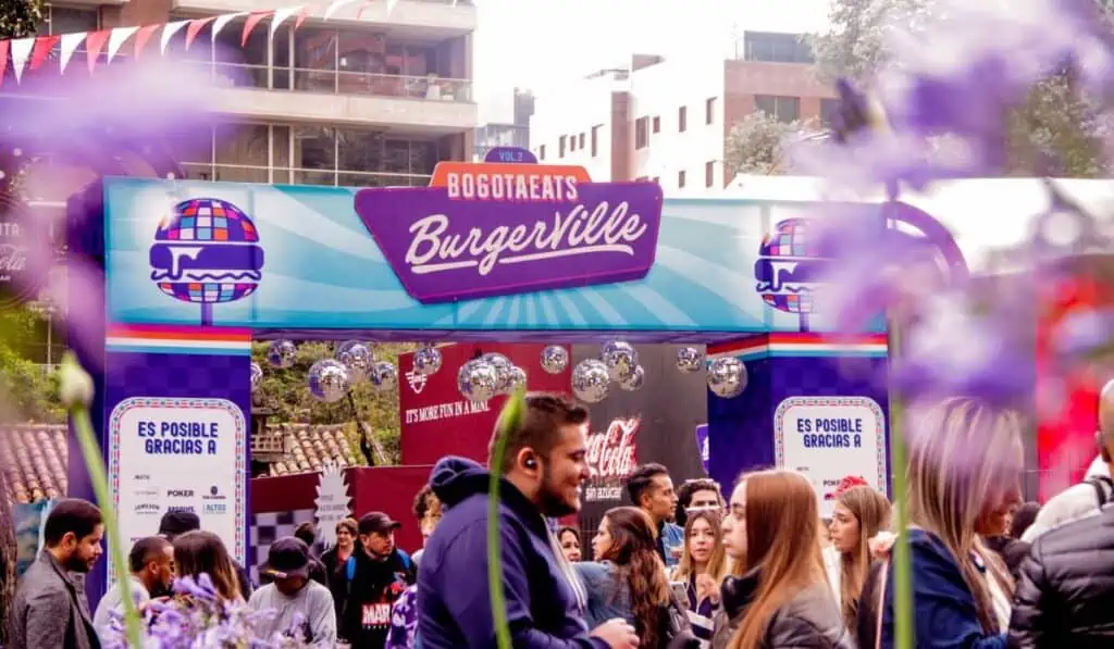 Así será Burgerville 2024: espera crecer 15% y vender más de 120.000 hamburguesas Burgerville espera crecer 15% en 2024