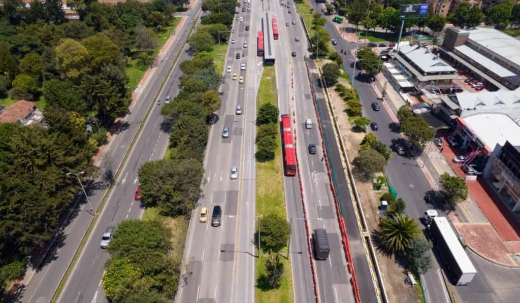 Contratista de Autopista Norte (Bogotá) avanza en nuevos estudios tras archivo de licencia ambiental Carril de Autopista Norte (1)