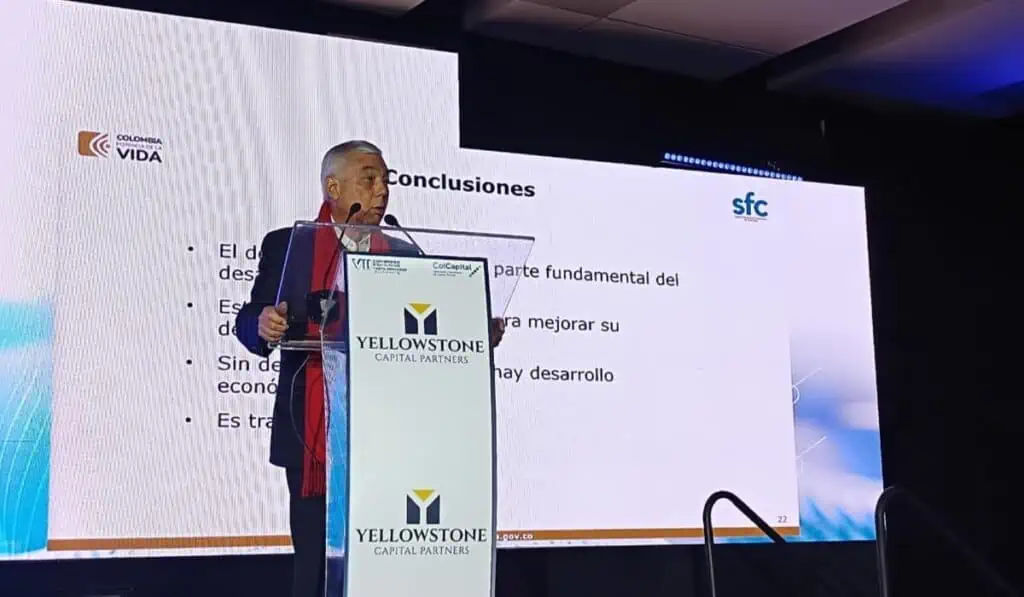 Superfinanciero Ferrari critica que Colombia tenga una “política monetaria tan conservadora” política monetaria