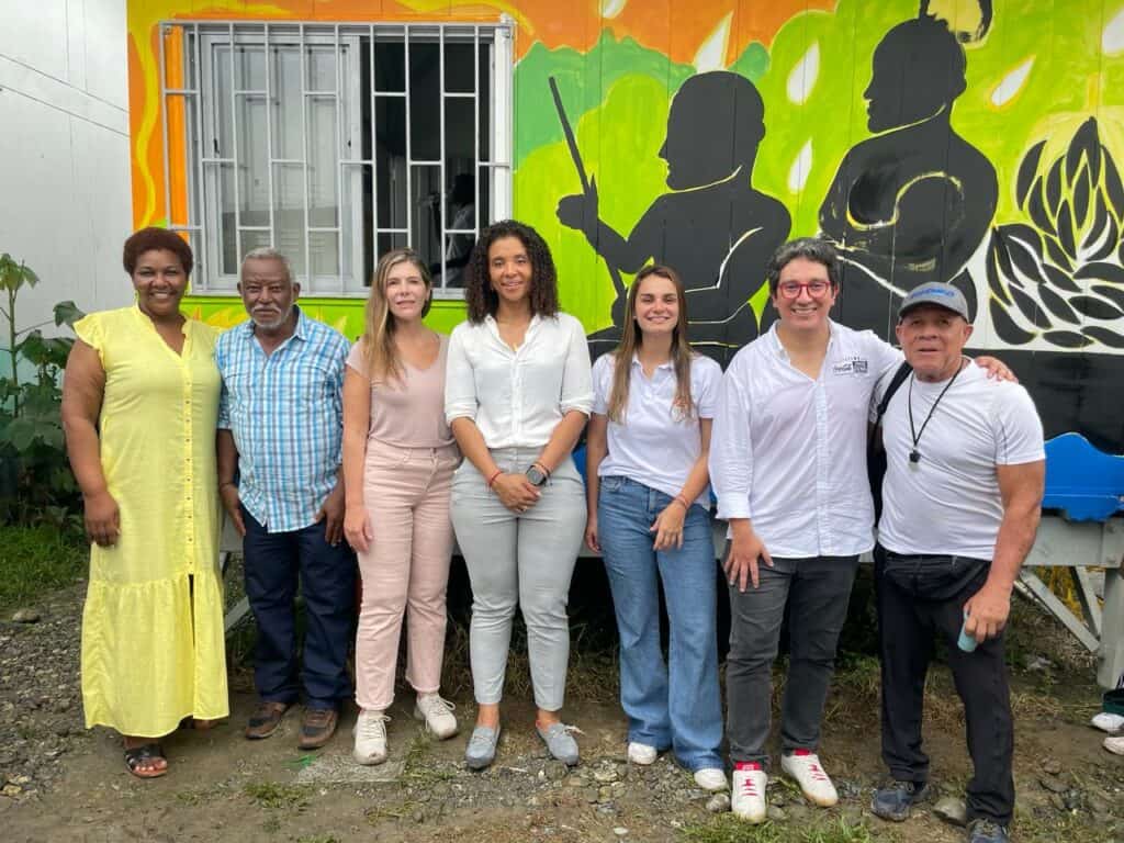 Coca Cola y Gobernación de Chocó