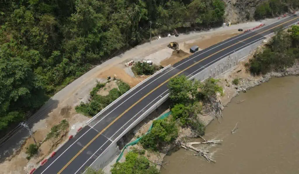 Pacífico 3: la megavía 4G en Antioquia terminó oficialmente construcción Concesión Pacífico 3 entre Antioquia y Eje Cafetero