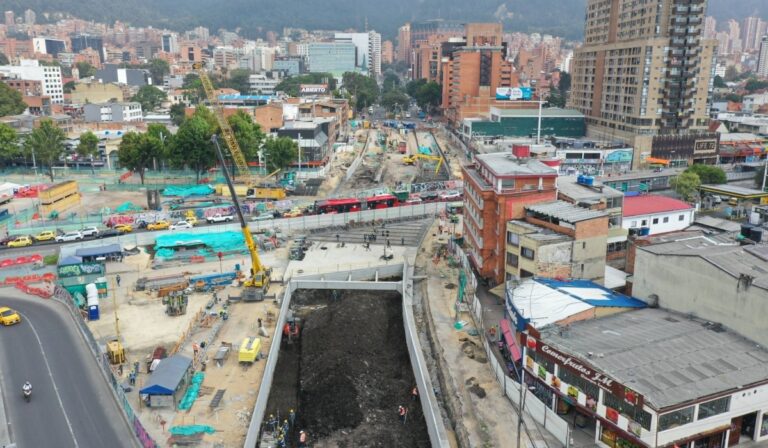 Construcción del intercambiador vial de la calle 72 con Av. Caracas