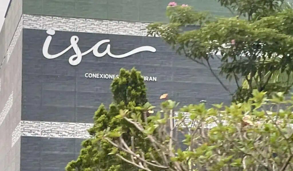ISA cierra venta de negocio de su filial Internexa Chile a Ufinet ISA
