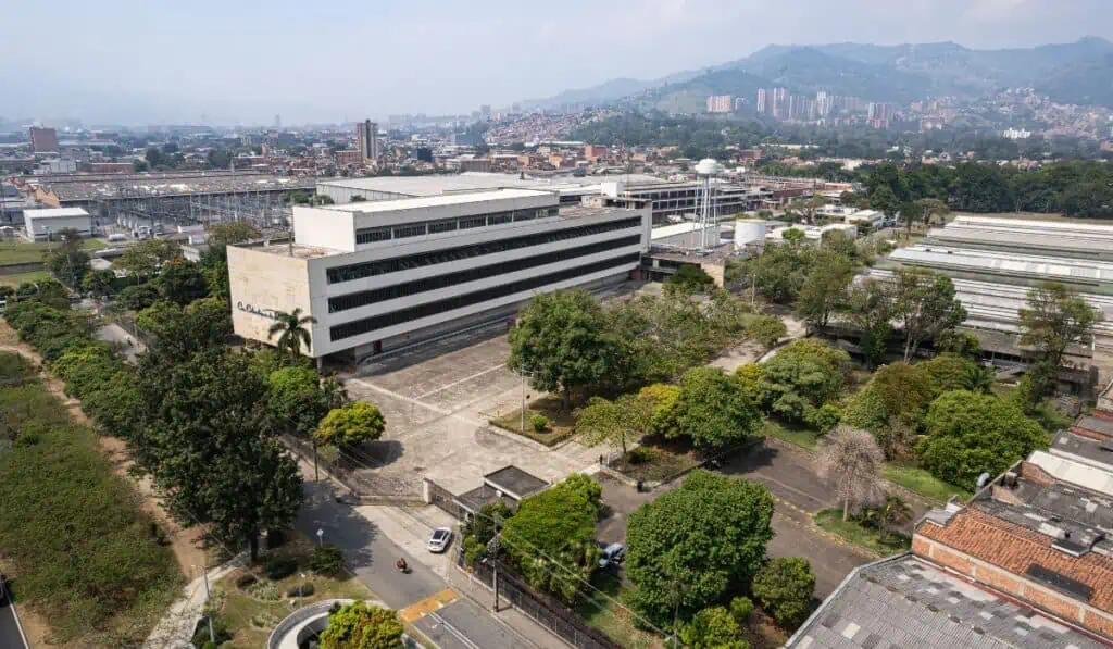 Arquitectura y Concreto se queda con millonario lote de Coltabaco en Medellín; realizará importante obra Lote Medellín Arquitectura y Concreto