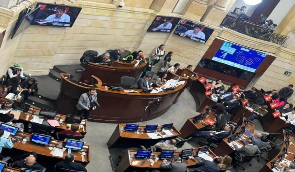 Plenaria del Senado vuelve a levantar debate de reforma pensional Senado reforma pensional
