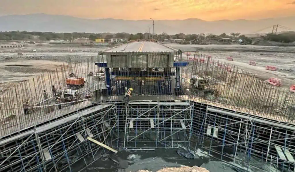 Así van las obras del puente Tonusco, en vía Medellín - Urabá, que quedarán listas en mayo Reparación puente Tonusco