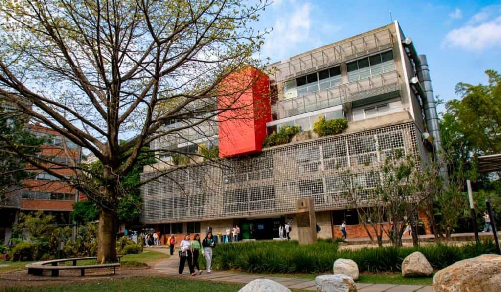 Universidad Eafit recibió importante acreditación.