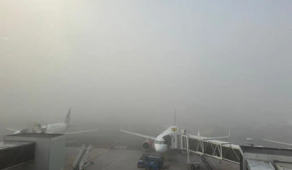 Más de 25 vuelos presentan retrasos en Aeropuerto José María Córdova de Rionegro, que sirve a Medellín Aeropuerto José María Córdova está cerrado por la neblina