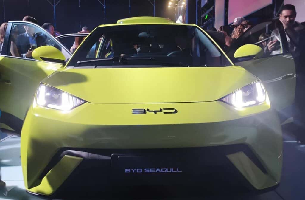 Llega a Colombia vehículo eléctrico BYD Seagull con precio que rompe el mercado