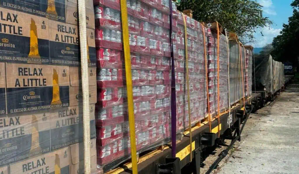 Así subiría el precio de la cerveza en Colombia, y otros licores, con nueva reforma tributaria de Petro: Ajuste sería alto Trenes de cerveza en Colombia