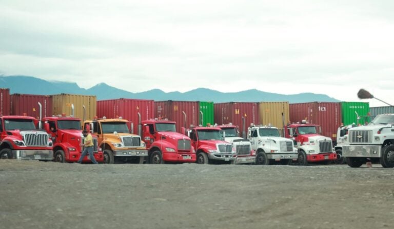 Bases camioneras denunciaron que el Gobierno incumplió con los pactos de 2024; proponen comité con autoridades Camioneros. Imagen: MinTransporte