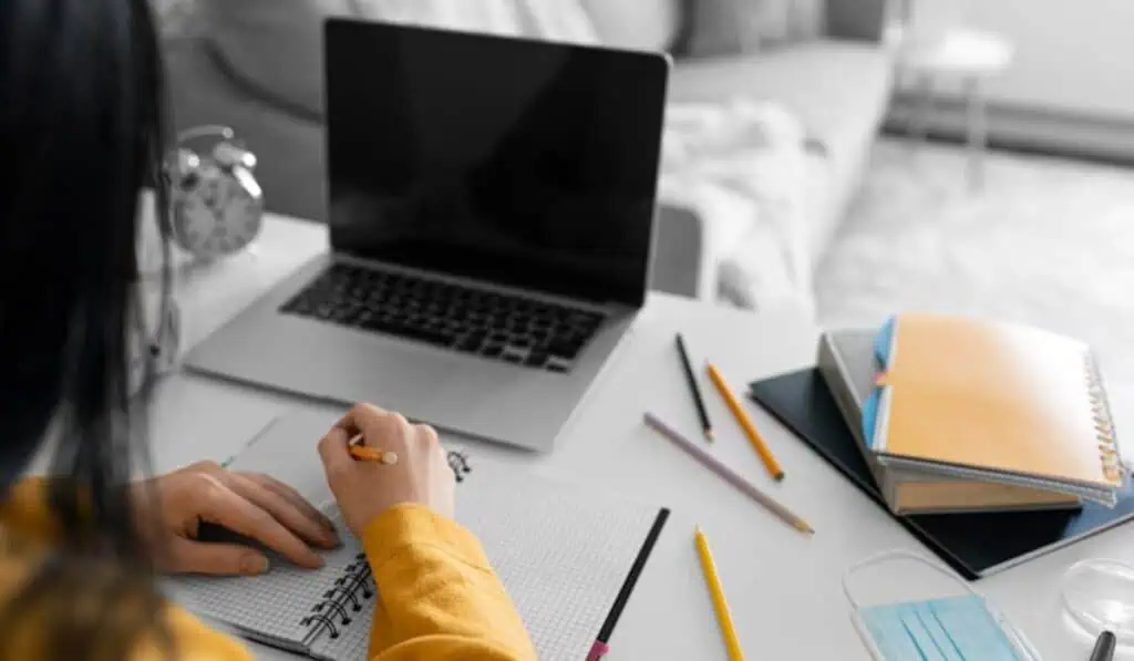 El Sena abre inscripciones para el programa de Oferta de Formación Virtual; hay más de 52 mil cupos Becas