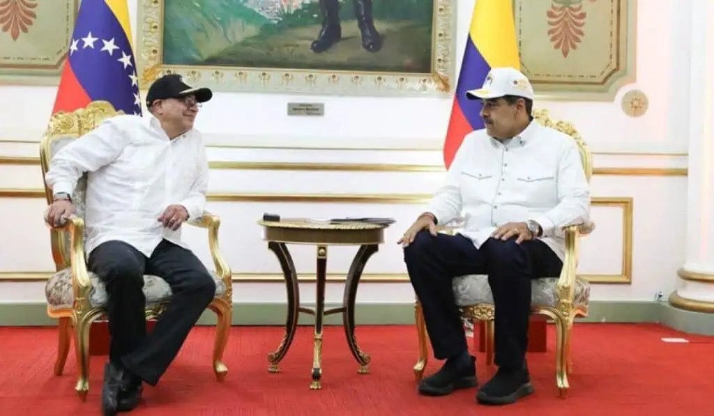 Petro pide a Maduro permitir reconteo de votos tras acusaciones de fraude en elecciones en Venezuela Reunión de Gustavo Petro y Nicolás Maduro en Caracas