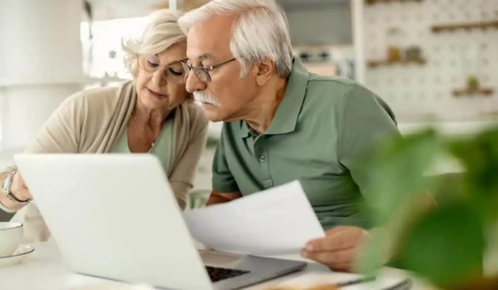Mesada 14 en Colombia: ¿Cuáles pensionados tendrán derecho a este pago en 2025? Mesada 14