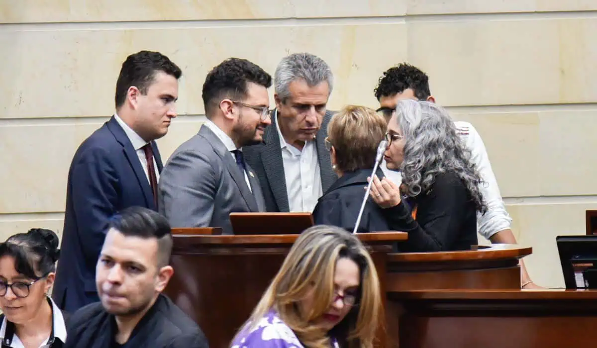¿Qué va a pasar con los fondos voluntarios a pensión en Colombia luego de la reforma? Debate de reforma pensional
